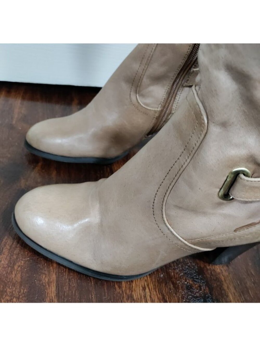 Guess MALLAY Tan Leather Side Zipper Mid-Calf Chunky High Heeled Boots Size 9 - Picture 5 of 16